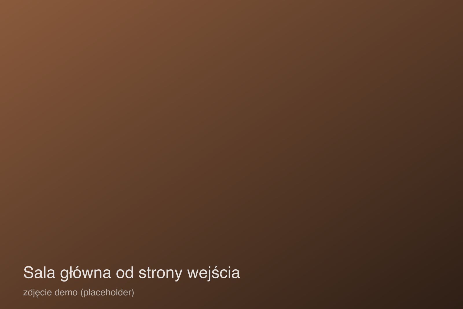 Sala główna dworku widziana od strony wejścia