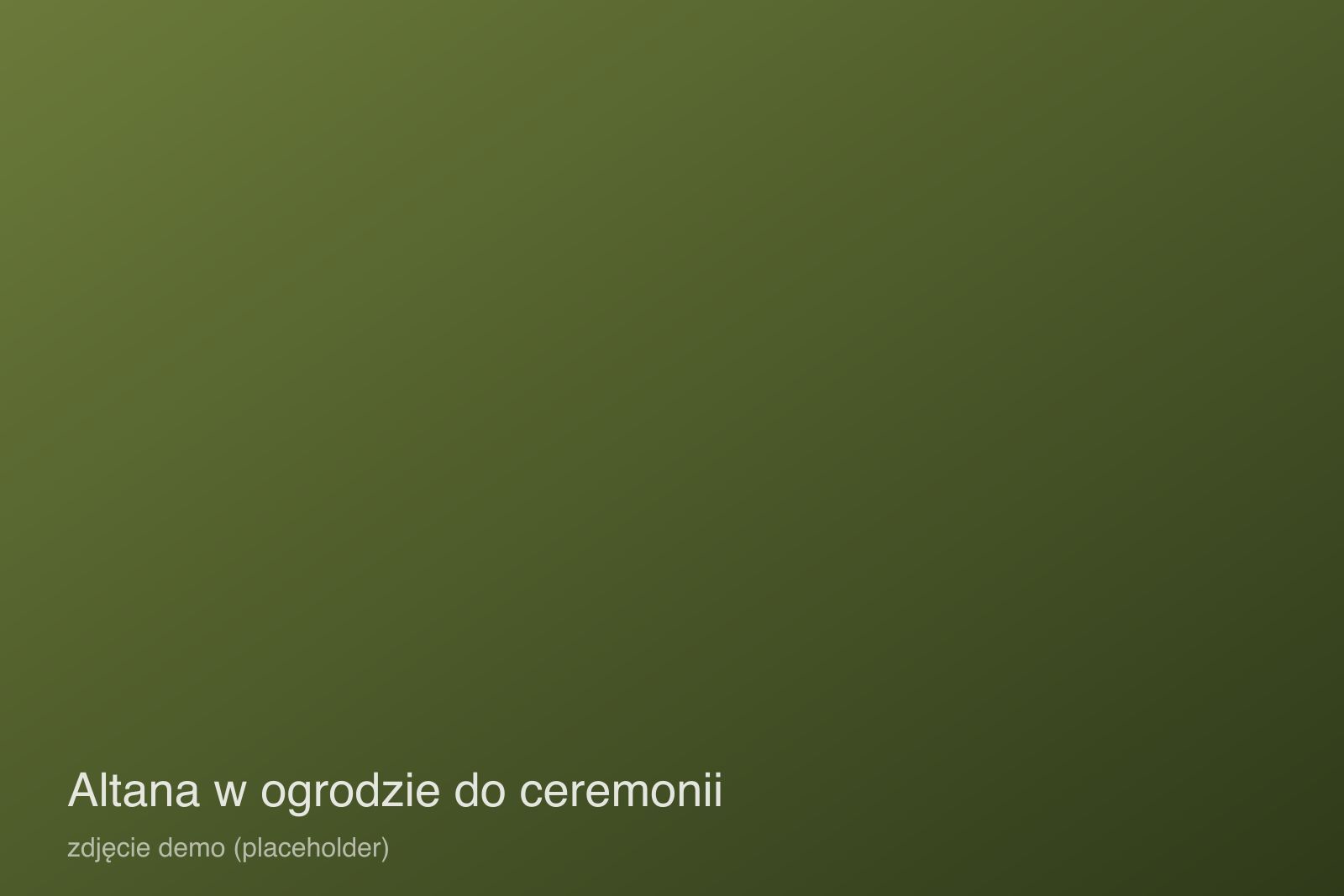 Altana w ogrodzie przygotowana do ceremonii ślubu